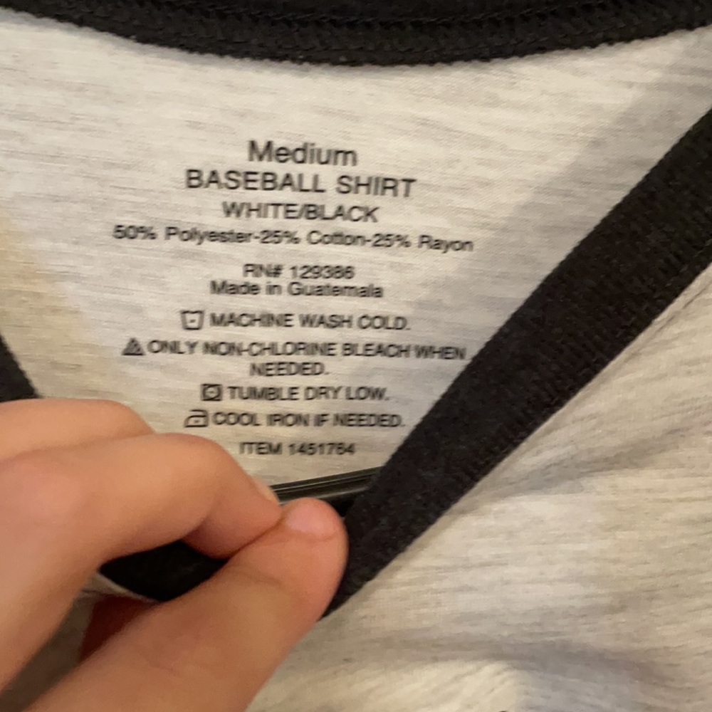 t-shirt - Picture 2 of 2